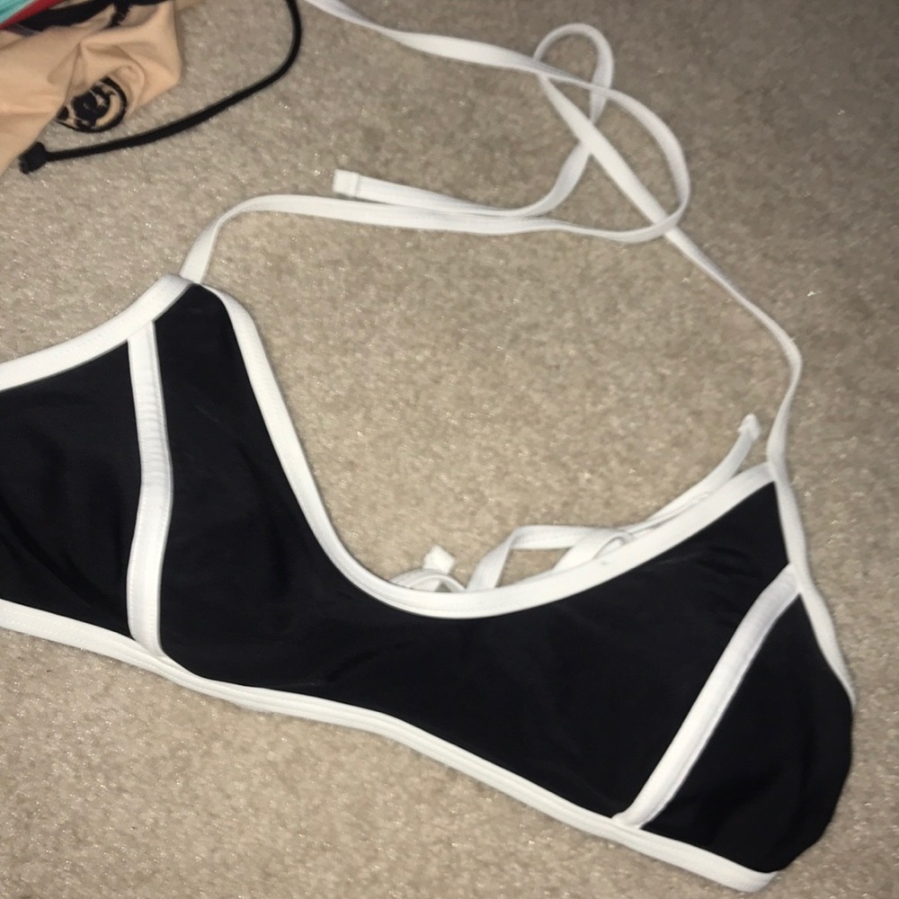 Bikini top